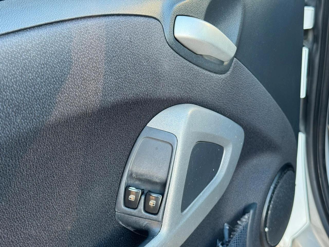 Smart ForTwo 1000 52 kW MHD coupé passion