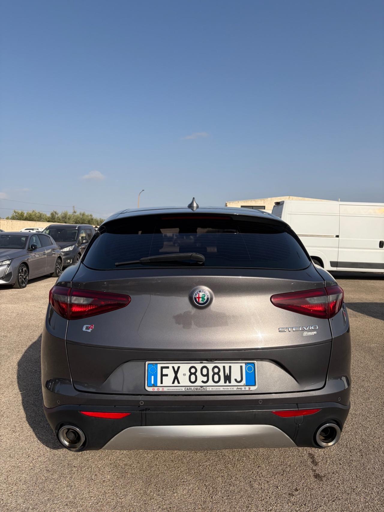 Alfa Romeo Stelvio 190 CV AT8 Q4 Executive