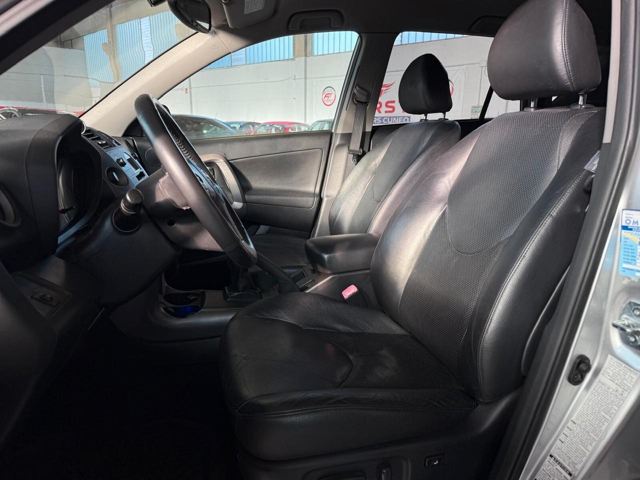 Toyota RAV 4 RAV4 2.2 D-4D 177 CV Luxury