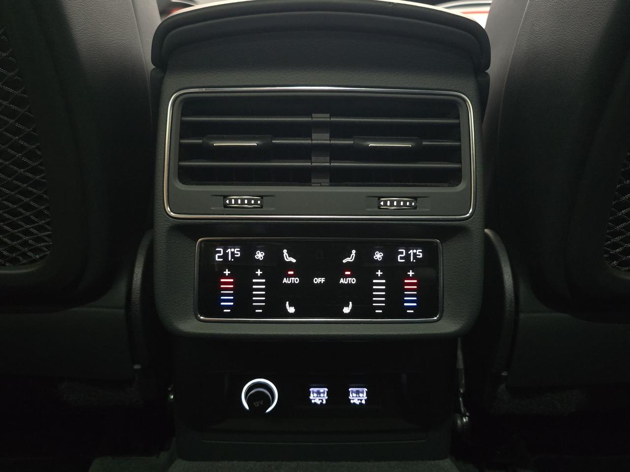 Audi Q8 55 3.0 tfsi mhev sport quattro tiptronic