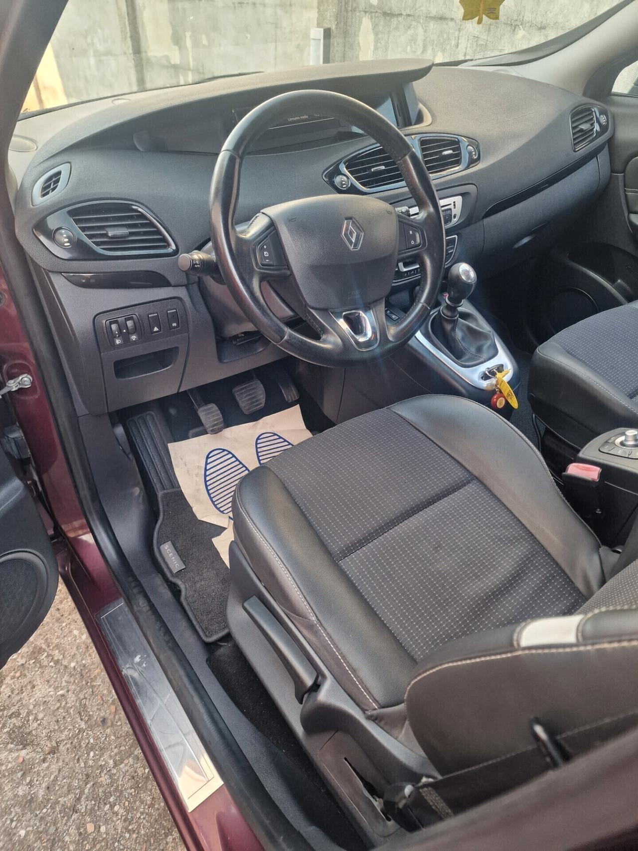 Renault Scenic 1.5 dCi 110CV Distr ok/ UNCPR.
