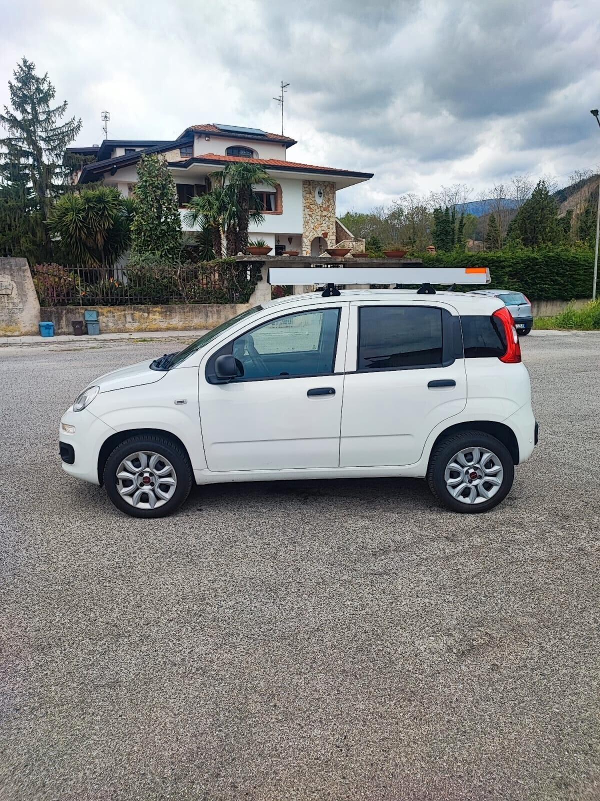 Fiat Panda 0.9 TwinAir metano 2 posti van Natural Power Easy paraurti neri