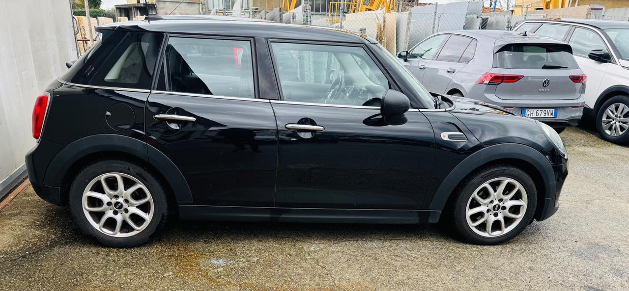 Mini 1.5 Cooper D Hype