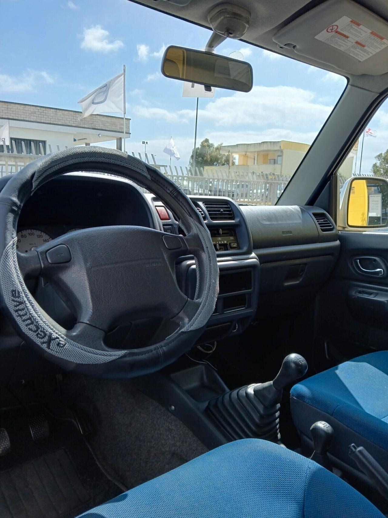SUZUKI Jimny 4x4 JLX 1.300 16v 80cv