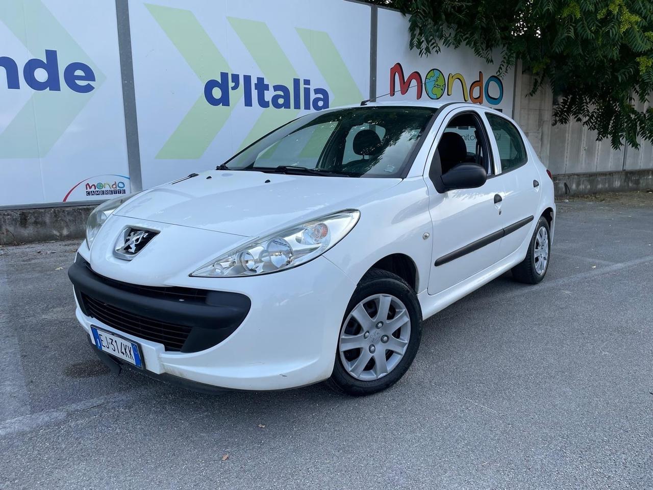 Peugeot 206 Plus Restayling 1.1benz 5p. Full clima e Idroguida