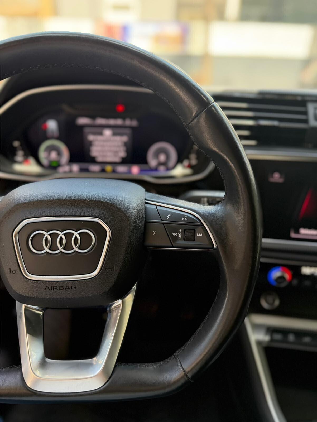 AUDI Q3 SPB PLUG-IN MILD HYBRID