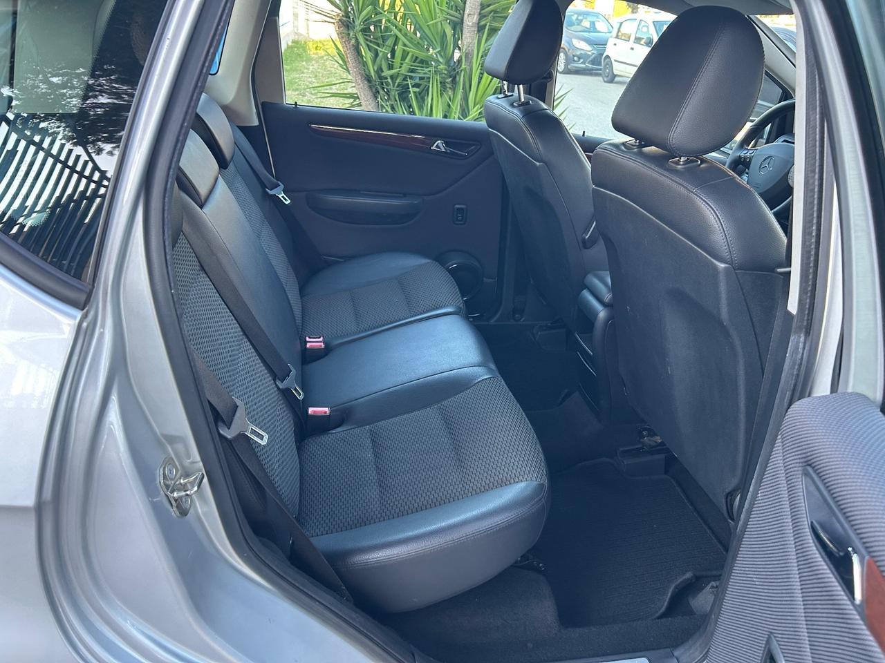 Mercedes-benz A 180 cdi 110 cv 2011 166.000 km