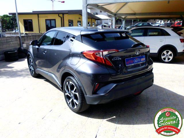 TOYOTA C-HR 1.8 Hybrid E-CVT Lounge