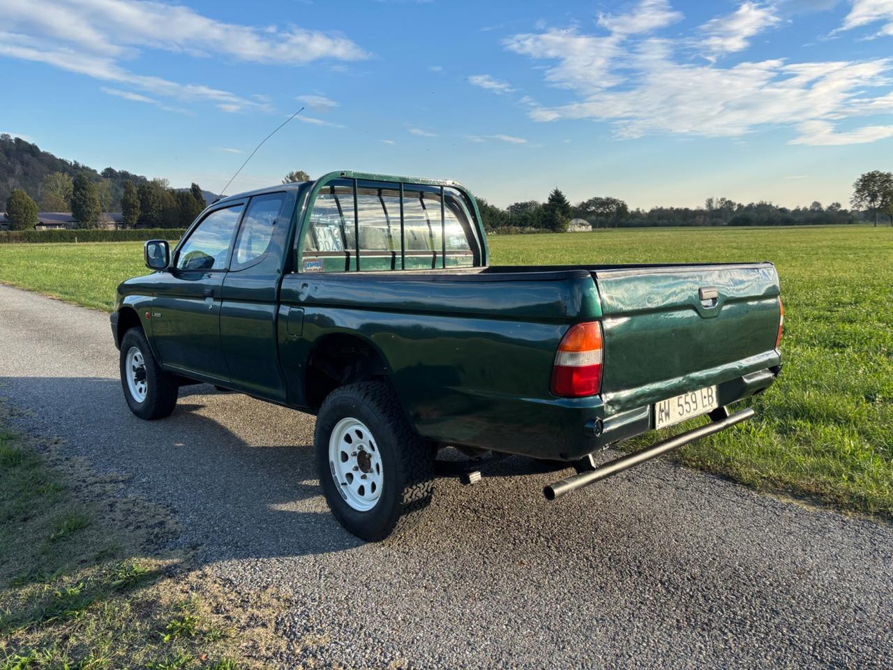Mitsubishi L200 2.5 AUTOCARRO MOLTISSIMI LAVORI ESEGUITI