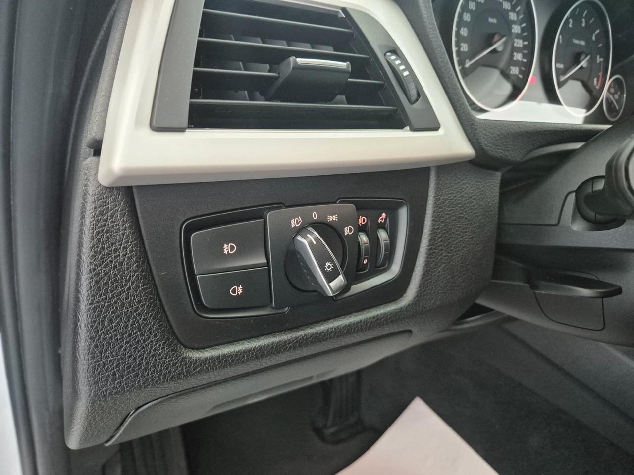 Bmw 318 d Touring Business Advantage aut.