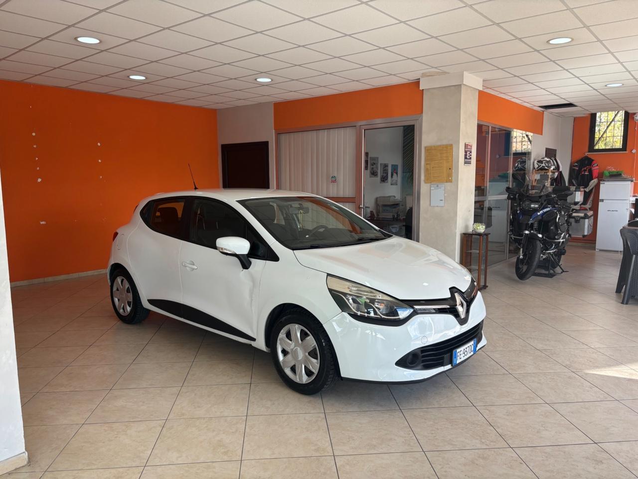 Renault Clio 1.2 75CV gpl 5 porte Life