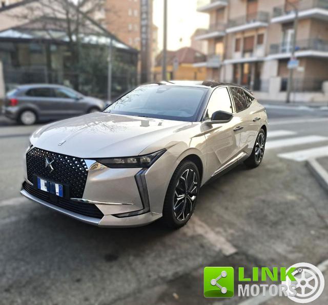 DS AUTOMOBILES DS 4 E-Tense 225 Cross Trocadero