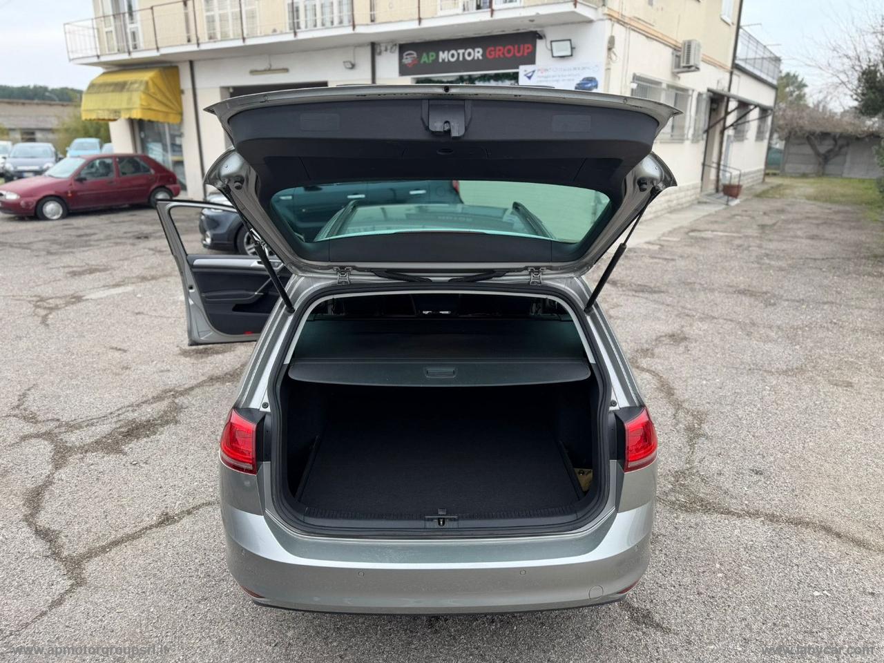 VOLKSWAGEN Golf Bus. 1.4 TGI 5p. Highline BM