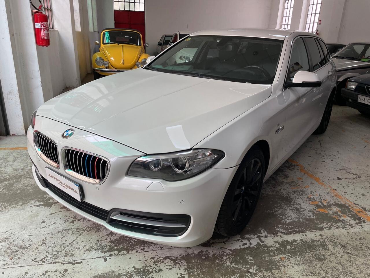 Bmw 520 520d xDrive Touring Luxury