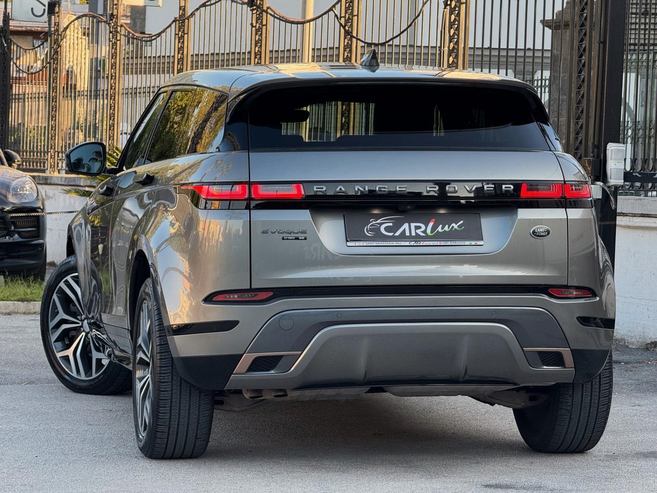 Range Rover Evoque 2.0d i4 MHEV R-Dynamic SE 180CV