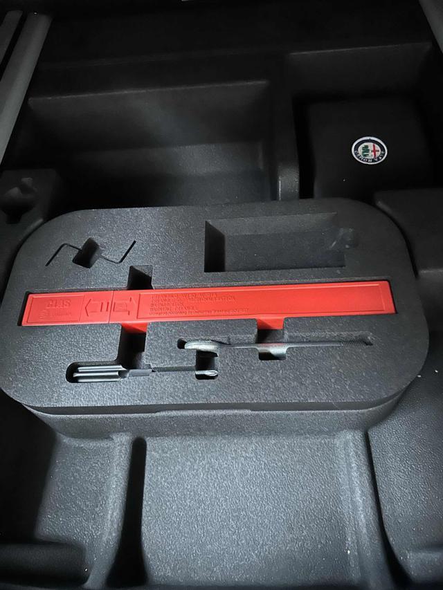 ALFA ROMEO Stelvio 2.0 Turbo 200 CV AT8 Q4 Super