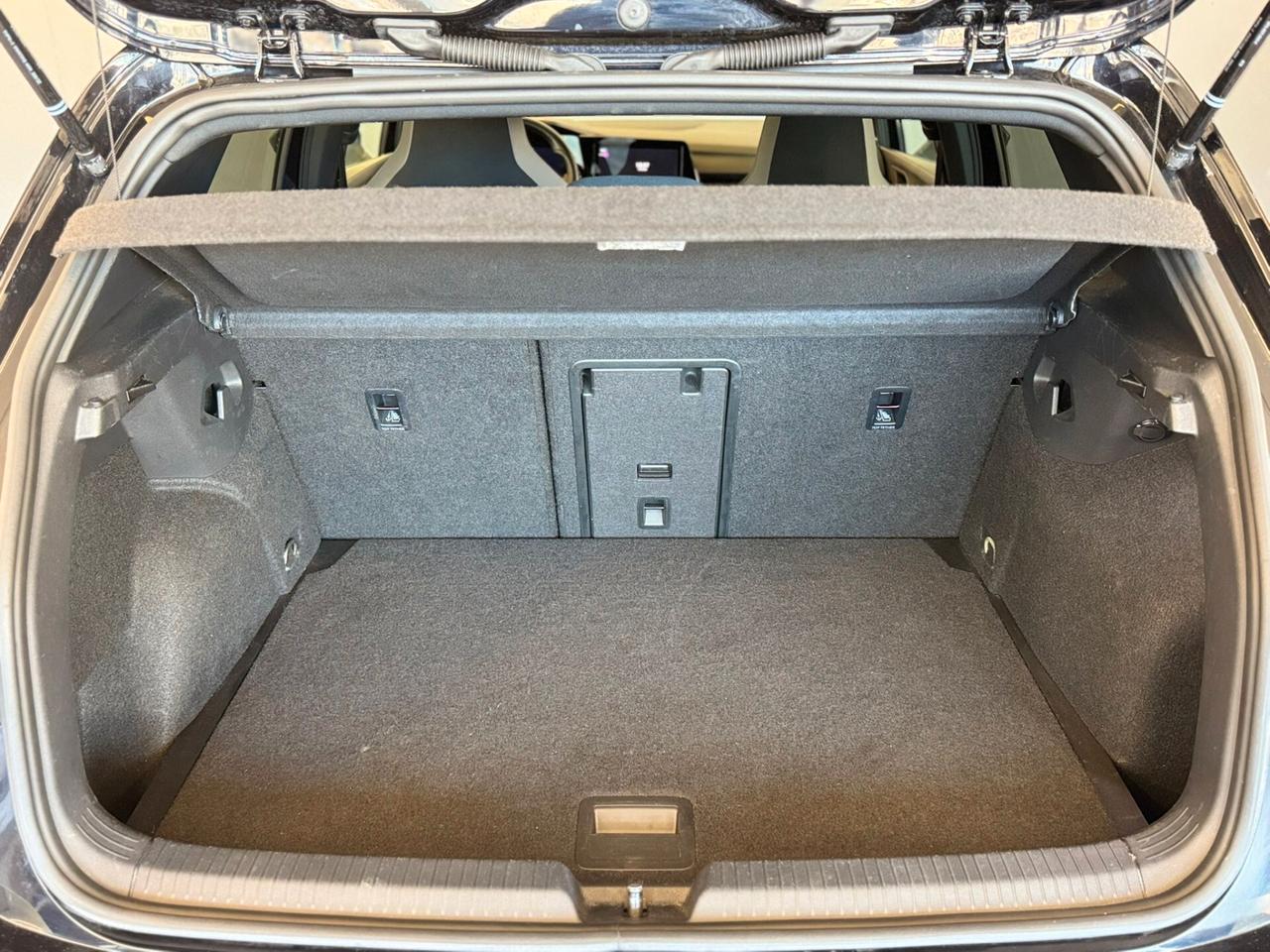 Volkswagen Golf 2.0 TDI DSG GTD