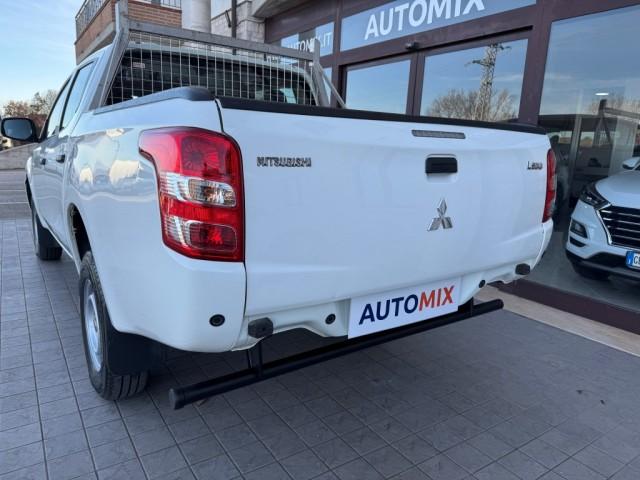 Mitsubishi L200 D.cab 2.4d Invite 4wd 154cv N1