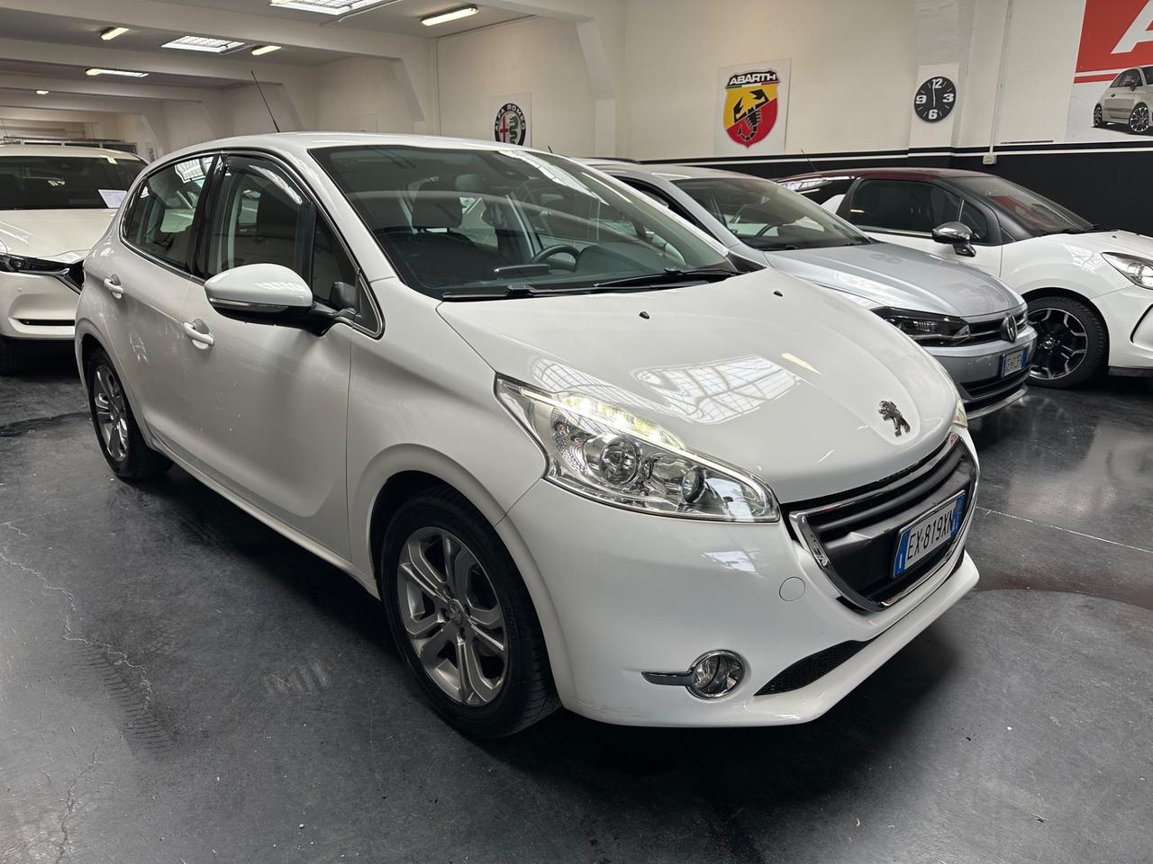 Peugeot 208 1.2 benzina 5 porte Allure