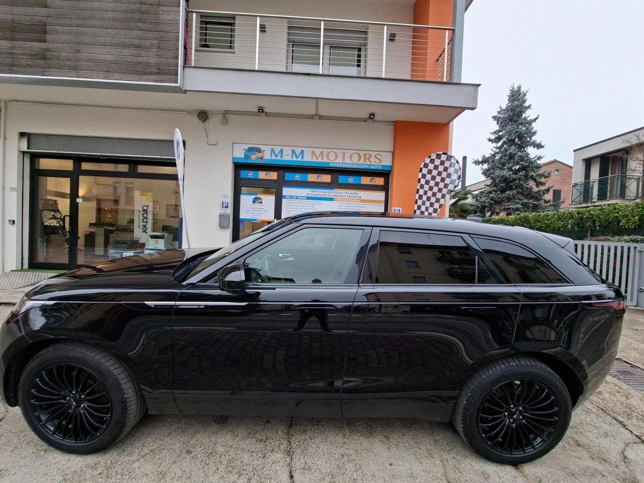 Land Rover Range Rover Velar 2.0d i4 SE 180cv 24 mesi garanzia