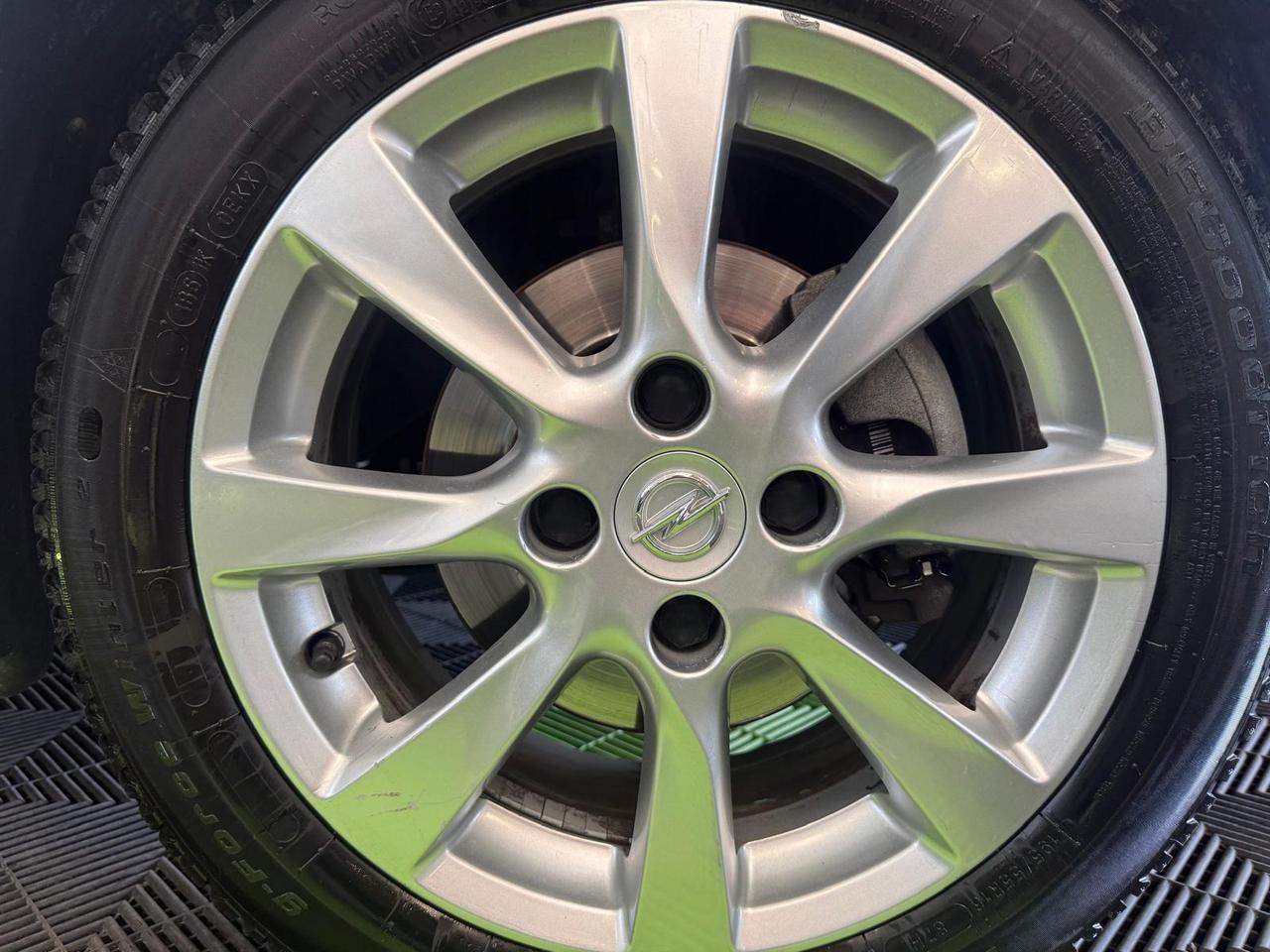 Opel Corsa 1.2 Elegance