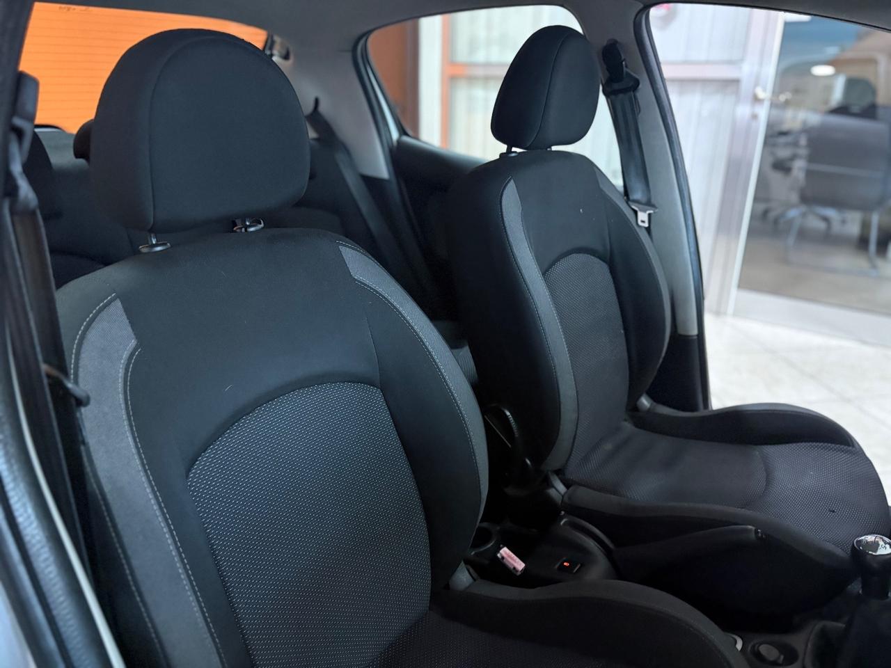 Peugeot 207 1.2 57 CV 5p. GPL