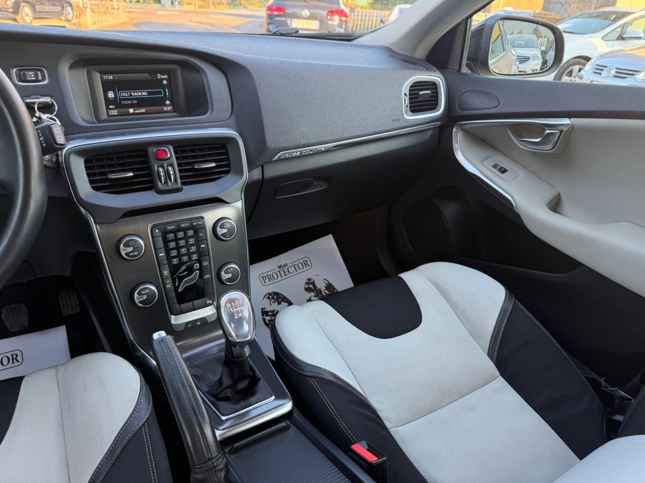 Volvo V40 Cross Country D2 1.6 Kinetic UNICO