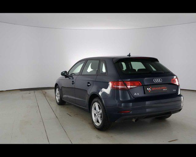 AUDI A3 SPB 1.6 TDI 116 CV Business