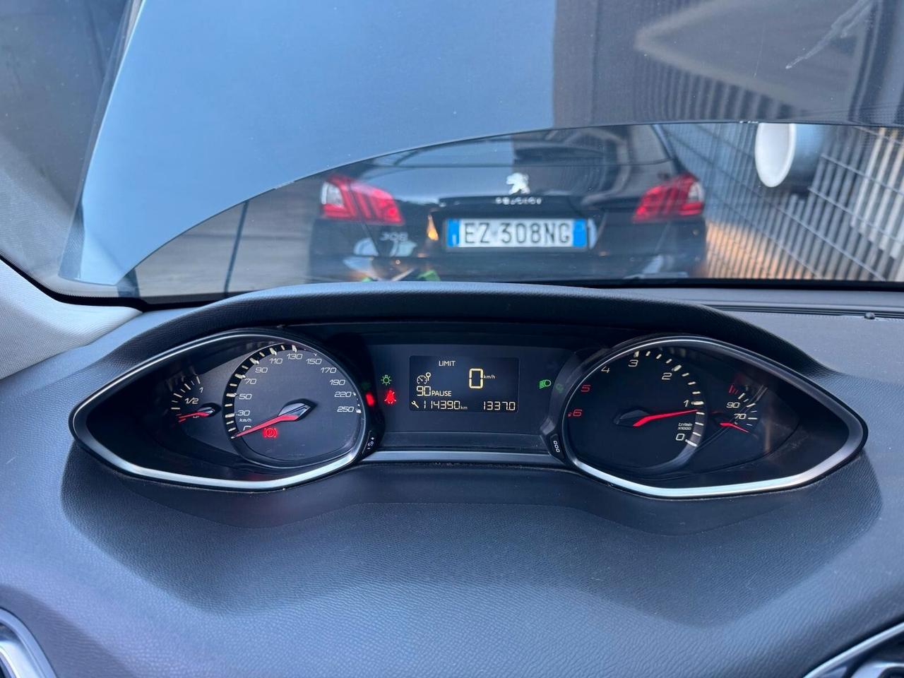 Peugeot 308 BlueHDi 100 S&S SW Business