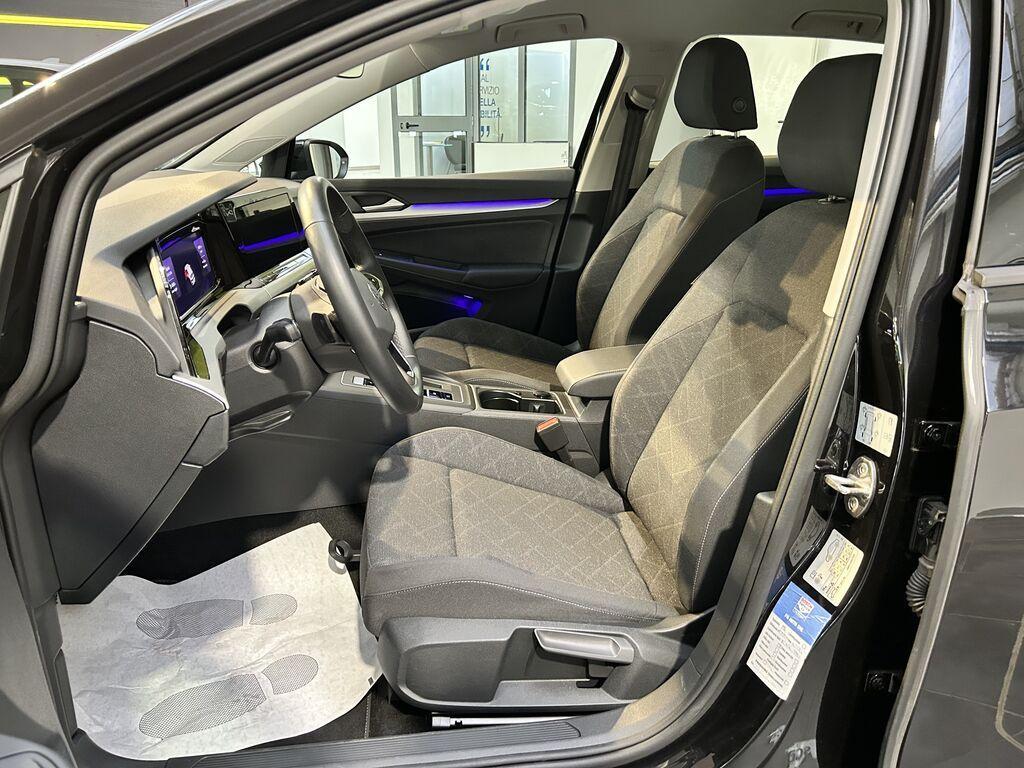 Volkswagen Golf 1.0 eTSI EVO Life DSG