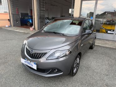 Lancia Ypsilon 1.0 Hybrid Gold