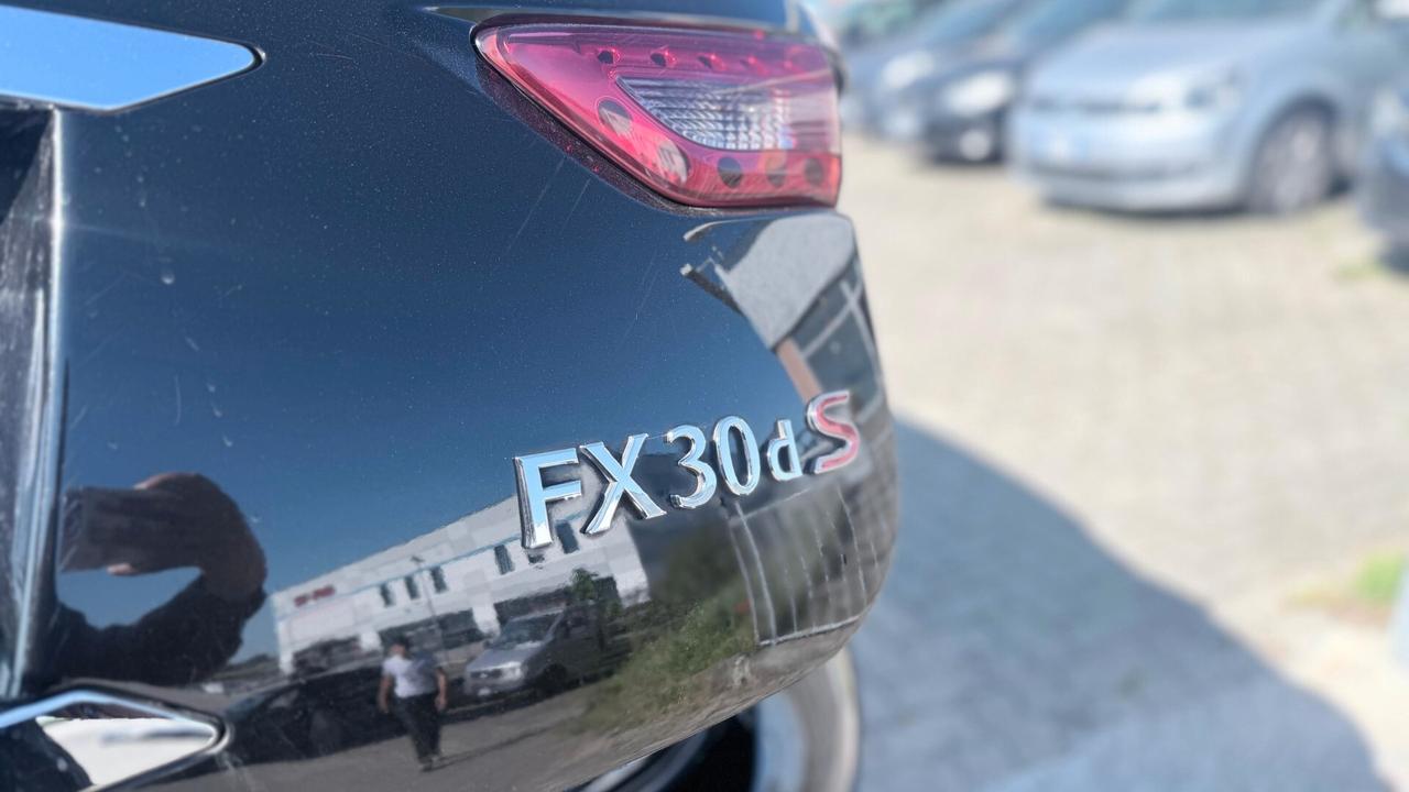 Infiniti FX FX30d S 3.0 DIESEL 4X4