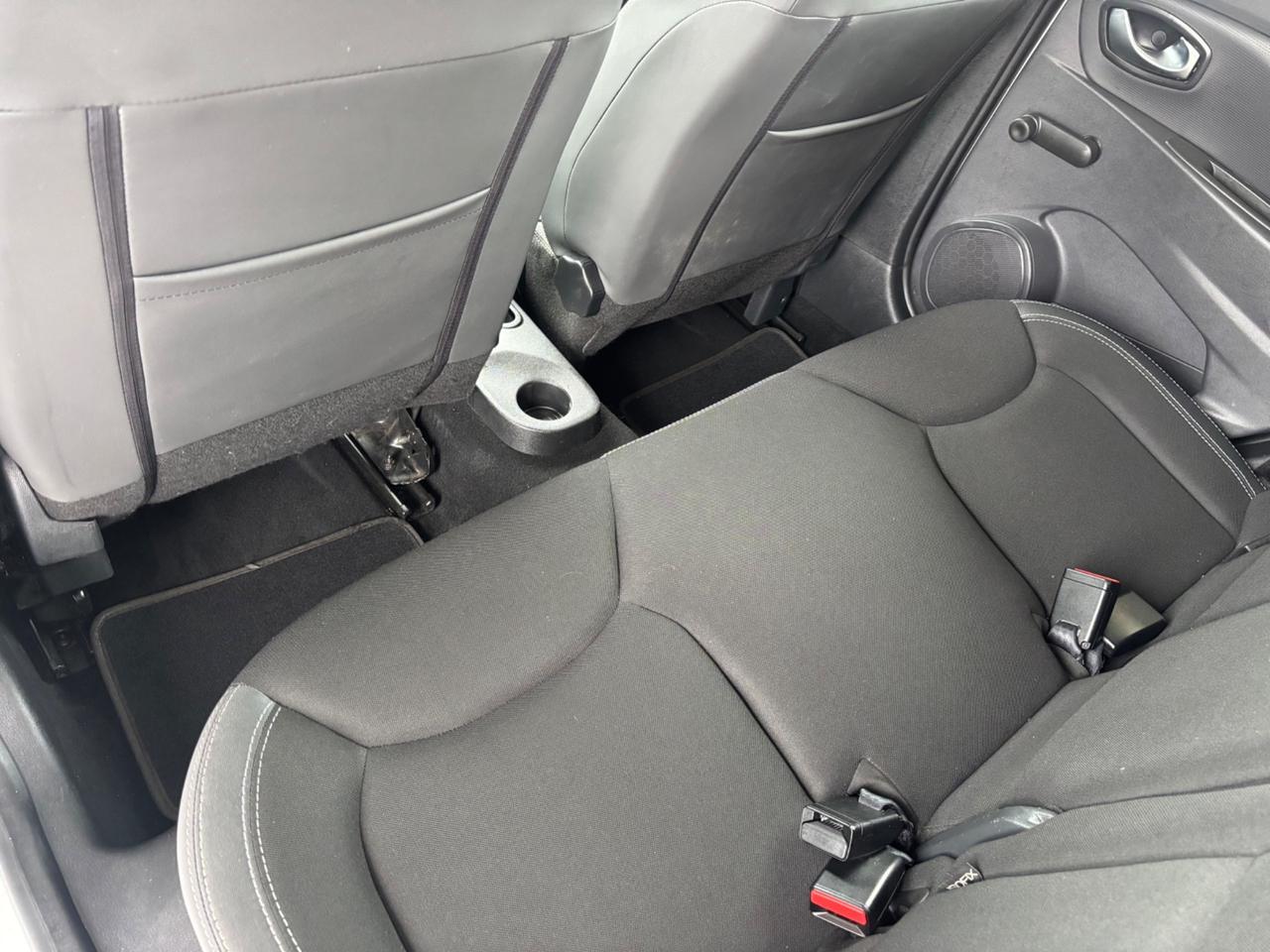 Renault Clio dCi 8V 75 CV 5 porte Moschino Intens