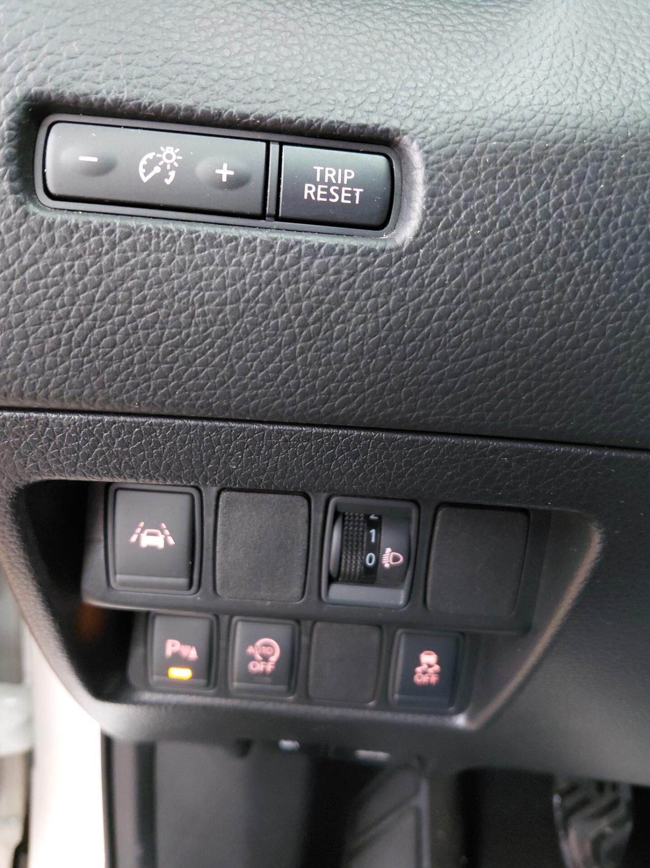 Nissan Qashqai 1.5 dCi N-Connecta soli 95000 km