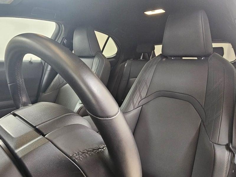 Lexus UX Hybrid Design