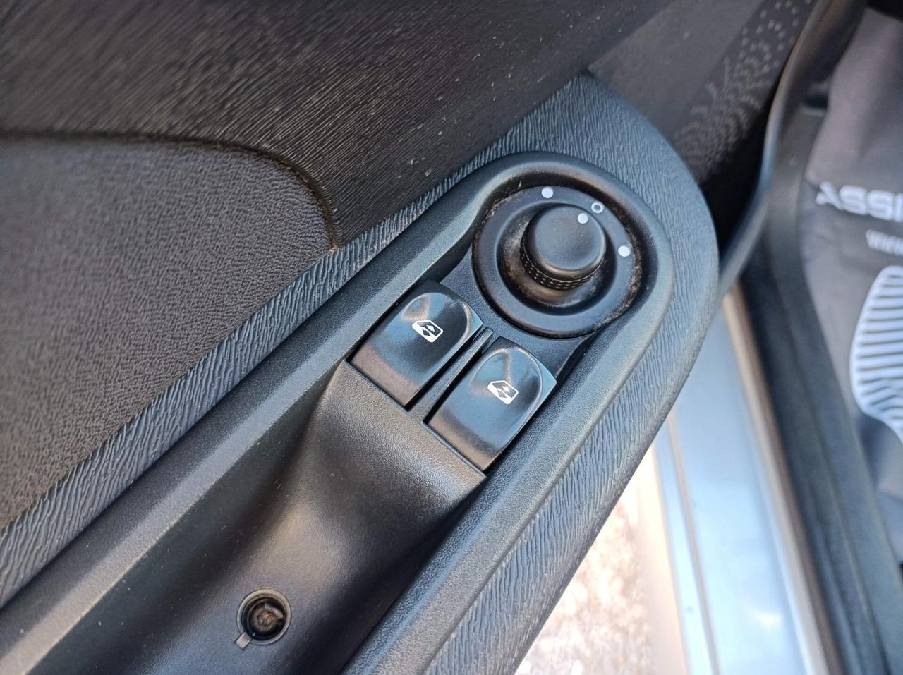 Renault Twingo 1.2 16V LEV Sport & Sound