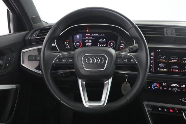 AUDI Q3 Q3 40 TDI quattro S tronic Identity Black