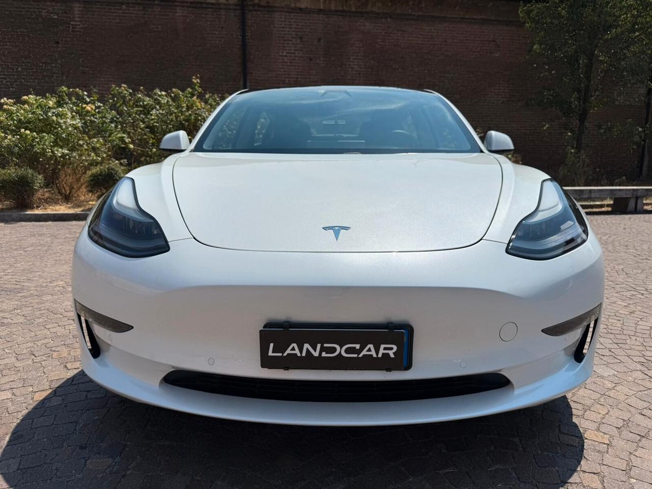 Tesla Model 3 Long Range Performance AWD