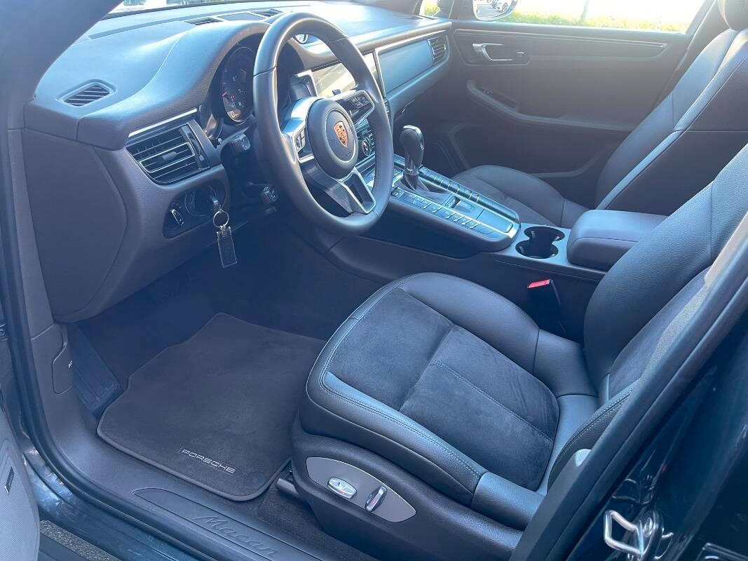 Porsche Macan 2.0 245cv RESTYLING pdk CHRONO PANORAMICO PASM