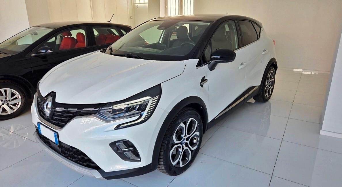 Renault Captur Plug-in Hybrid E-Tech 160 CV Intens