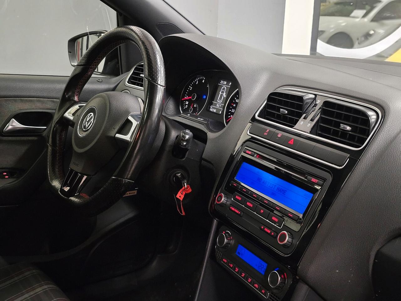 Volkswagen Polo V 1.4 TSI GTI 180CV FULL BLACK_SCARICO_TETTO_GAR12