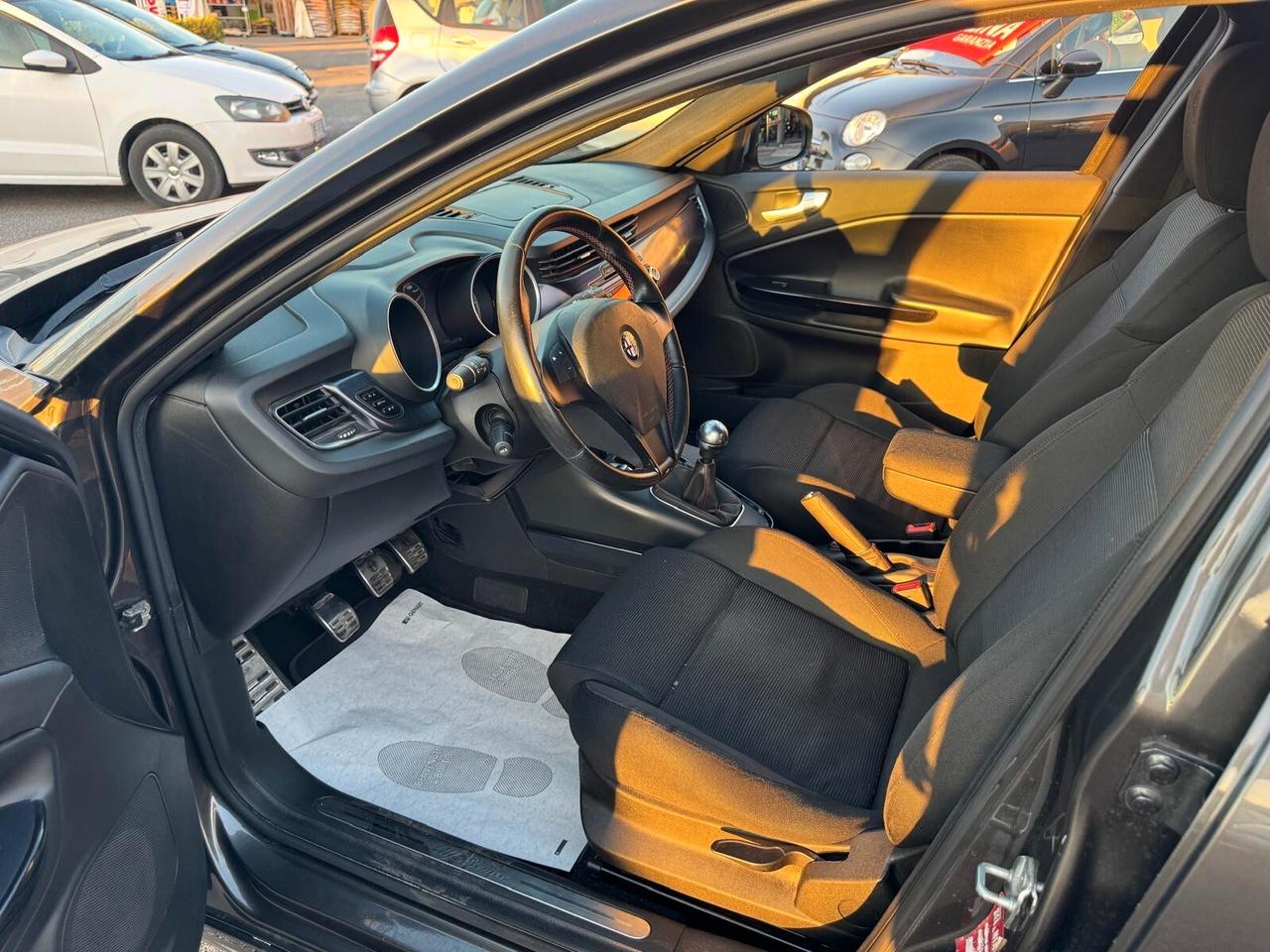 Alfa Romeo Giulietta 1.4 GPL 170CV DISTINCTIVE 2012