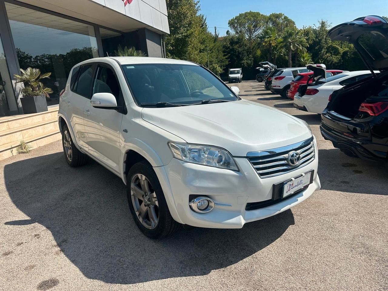 Toyota RAV4 Crossover 2.2 D-Cat F1 A/T 150 CV Executive