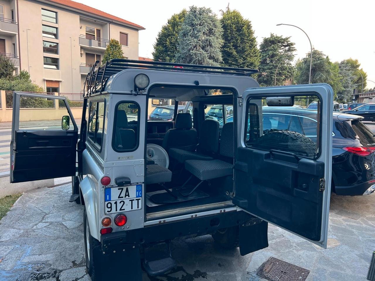 LAND ROVER DEFENDER 90 2.5 Td5 STATION WEGON E 6 posti