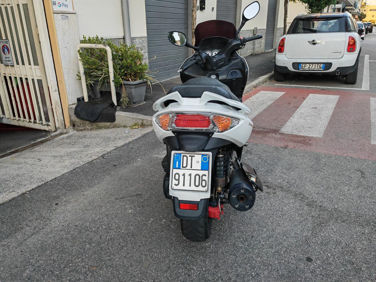 Kymco Xciting 300i KIMICO R