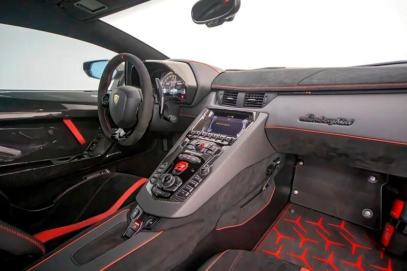 Lamborghini Aventador SVJ 6.5 V12 NOLEGGIO LUNGO TERMINE - LEASING FULL INCLUSIVE