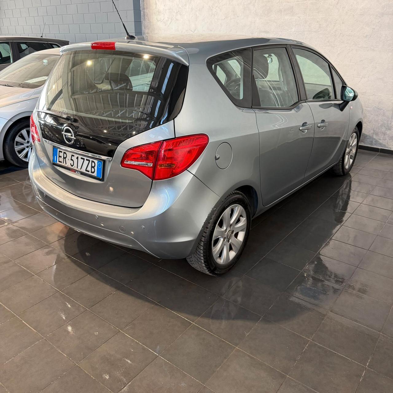 Opel Meriva 1.4 BENZINA NEOPATENTATI