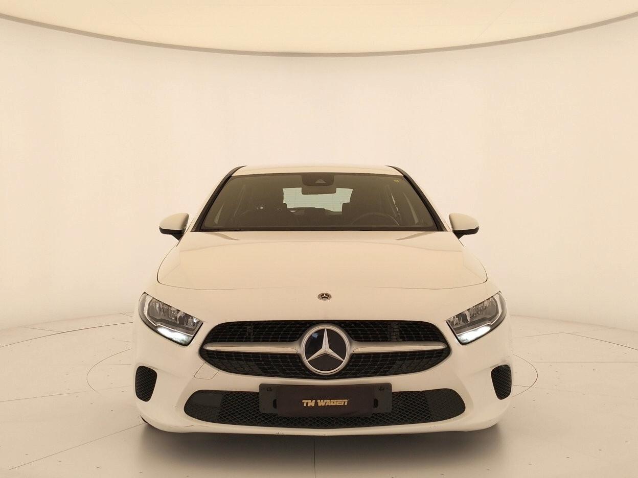 Mercedes- Benz A 180 Business auto