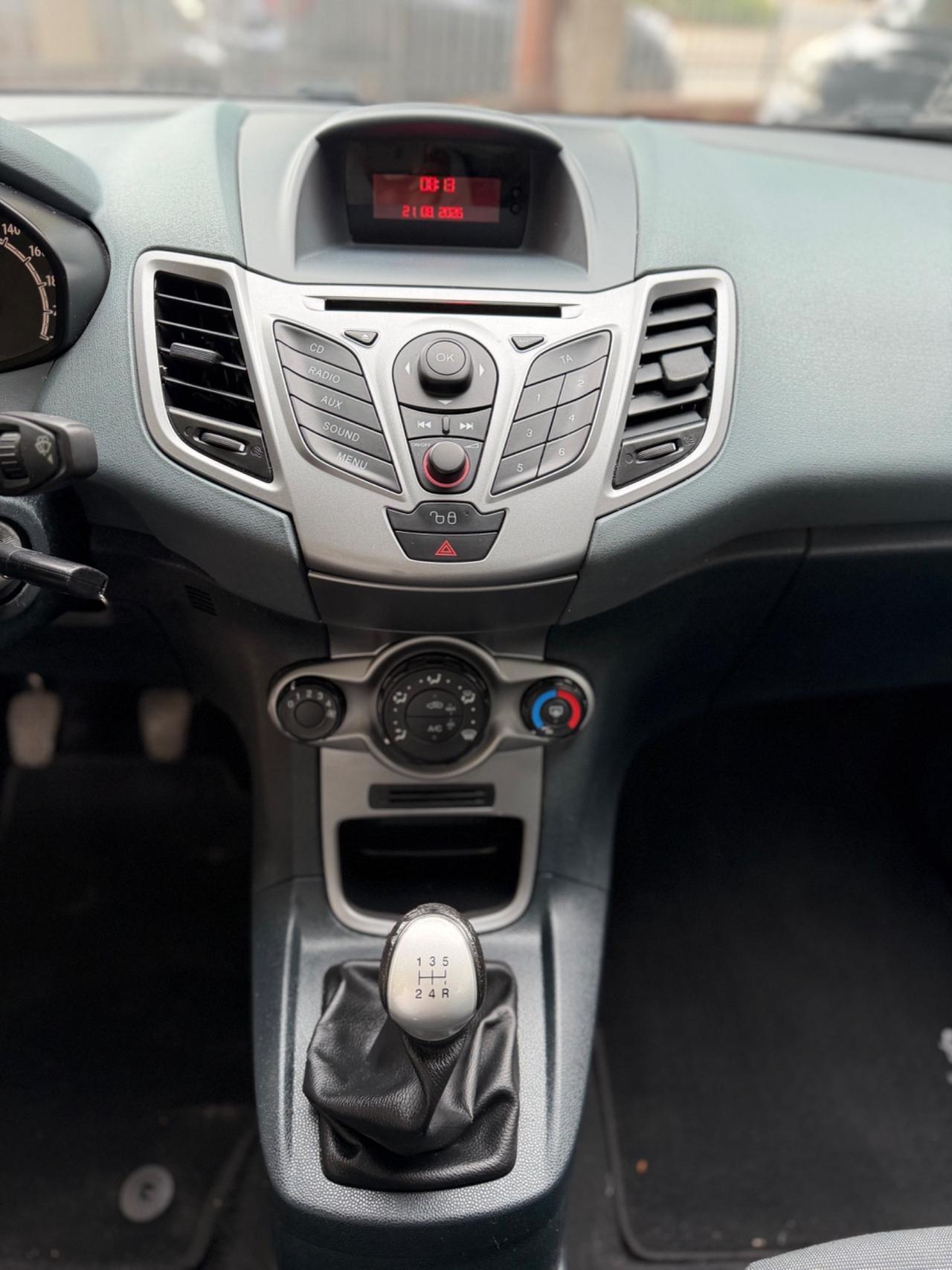Ford Fiesta 1.4 TDCi 5p. NEOPATENTATI