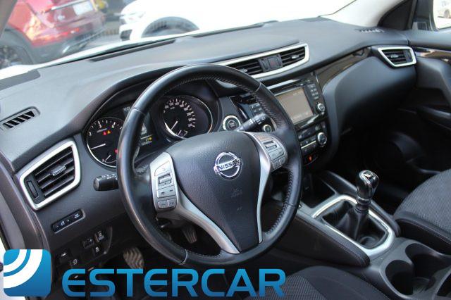 NISSAN Qashqai 1.6 dCi 4WD N-Connecta TETTO